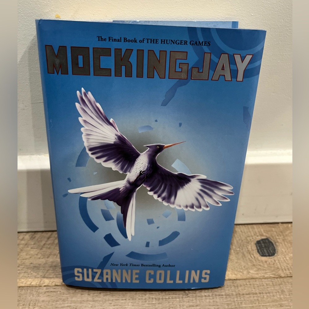 The Hunger games Mockingjay book